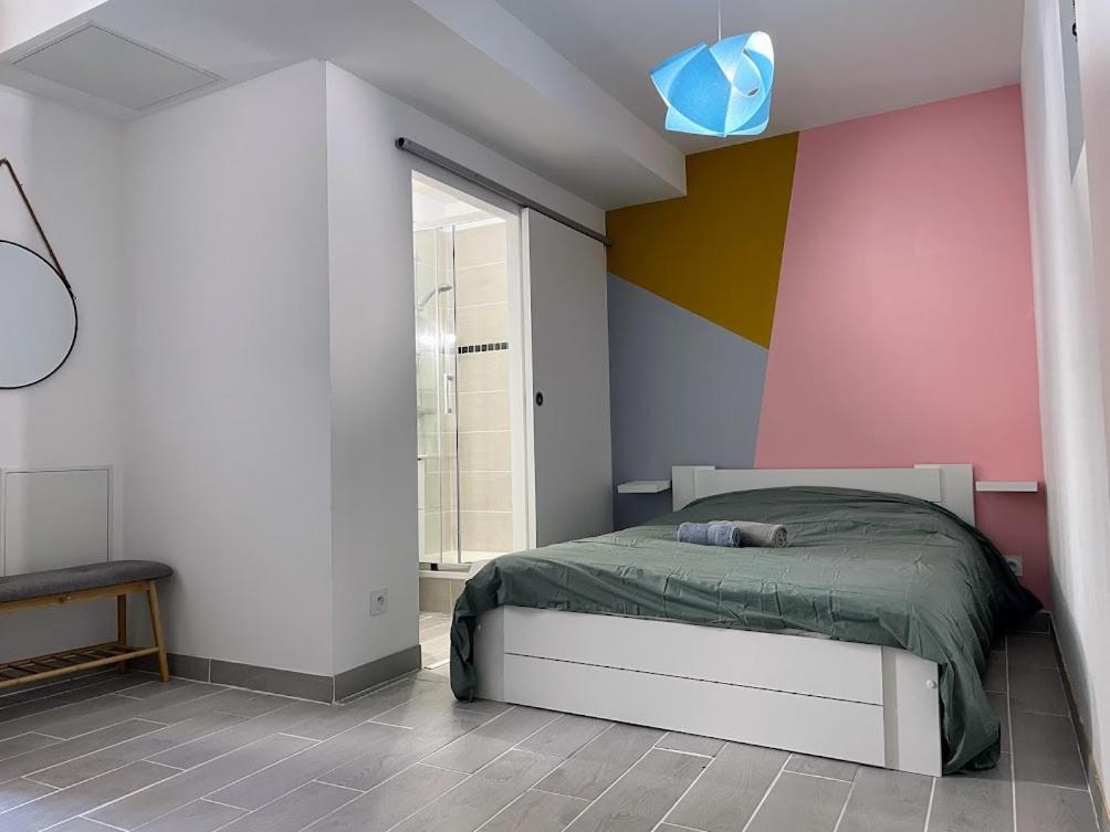 Апартаменты Le Cosy - T2 Avec Petite Cour Dans Centre Historique De Нерак Экстерьер фото