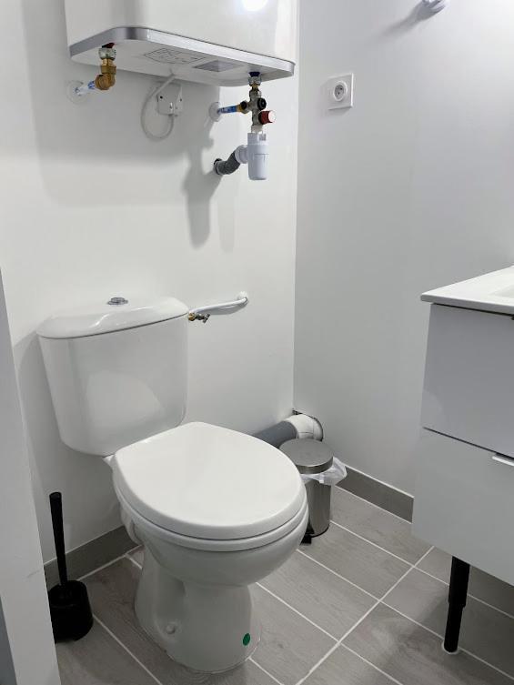 Апартаменты Le Cosy - T2 Avec Petite Cour Dans Centre Historique De Нерак Экстерьер фото
